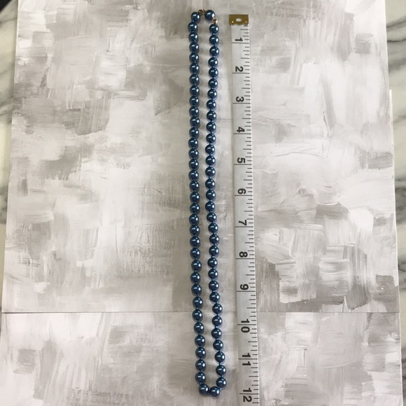 Vintage Hand Knotted Steel Blue Faux Pearl Necklace; 24"; Ball Bead Clasp - Picture 7 of 8